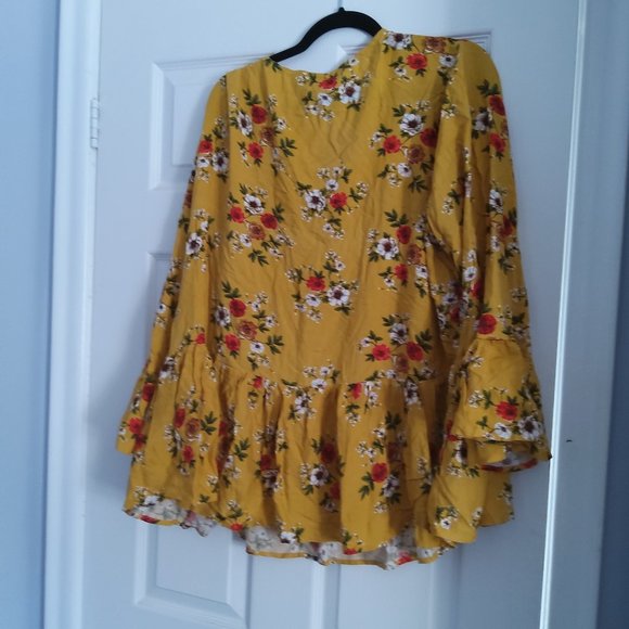 NWT George Floral Yellow Peplum Peasant Blouse 3x - Picture 2 of 2